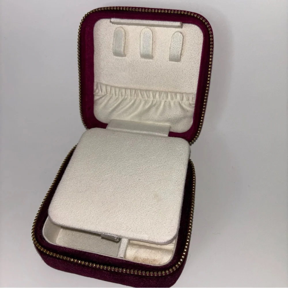 J.Crew Factory Square Velvet Jewelry Case Regal Rose Goldtone Travel Size